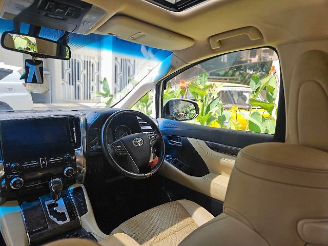 Used Toyota Vellfire [2020-2023] Hybrid in Mumbai