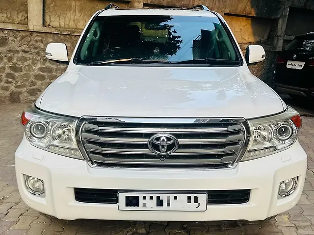 Used 2014 Toyota Land Cruiser in Pune