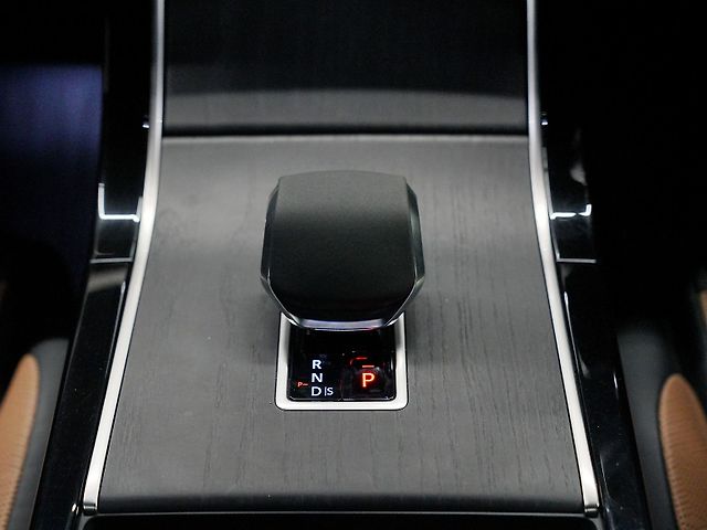 Used Land Rover Range Rover Velar HSE Dynamic 2.0 Petrol in Kanpur