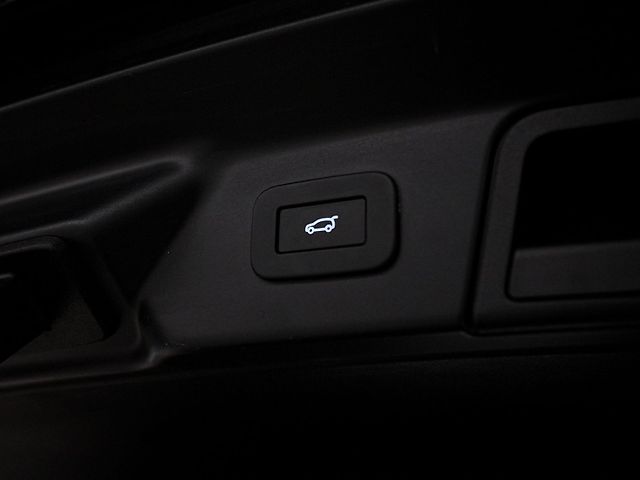 Used Land Rover Range Rover Velar HSE Dynamic 2.0 Petrol in Kanpur