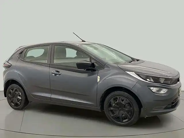 Used 2020 Tata Altroz in Noida