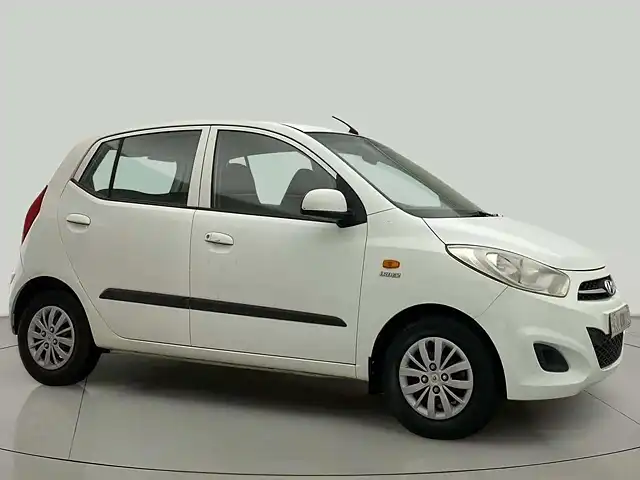 Used 2013 Hyundai i10 in Ahmedabad