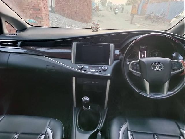 Used Toyota Innova Crysta [2016-2020] 2.4 V Diesel in Dehradun