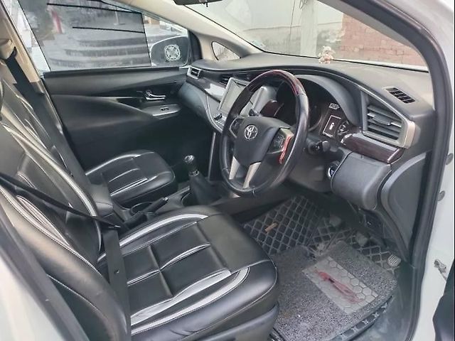 Used Toyota Innova Crysta [2016-2020] 2.4 V Diesel in Dehradun