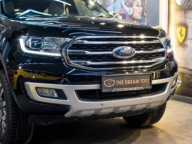 Used 2020 Ford Endeavour in Delhi