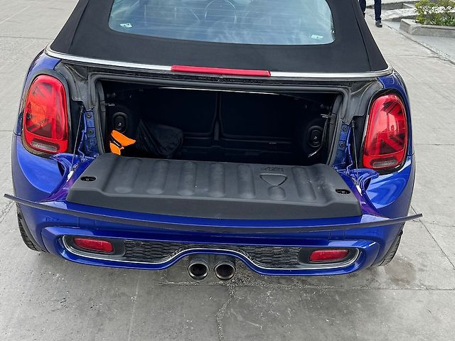 Used MINI Cooper Convertible S in Delhi