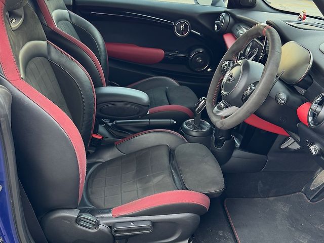Used MINI Cooper Convertible S in Delhi