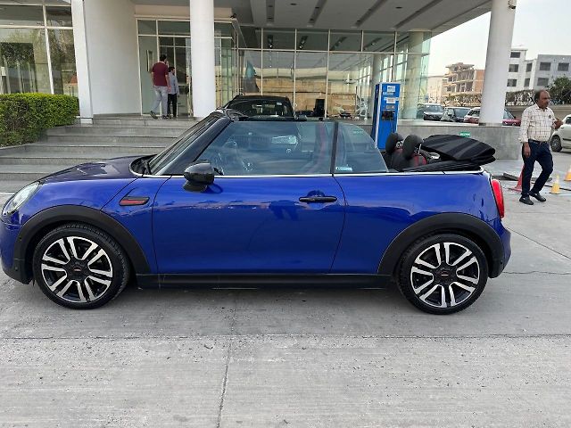 Used MINI Cooper Convertible S in Delhi