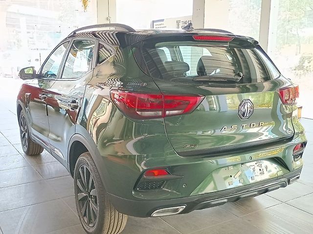 Used MG Astor Sharp 1.5 CVT Ivory [2023-2024] in Bangalore