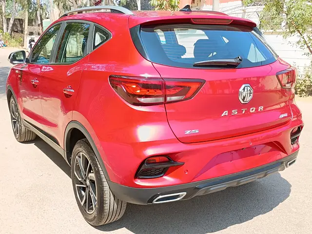 Used MG Astor Savvy 1.3 Turbo AT S Red [2021-2023] in Bangalore