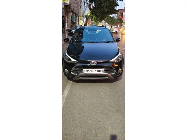 Used 2017 Hyundai i20 Active in Kanpur