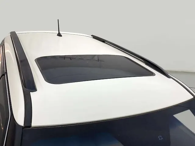 Used Mahindra XUV300 [2019-2024] W8 (O) 1.5 Diesel [2020] in Hyderabad