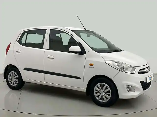 Used 2015 Hyundai i10 in Ahmedabad