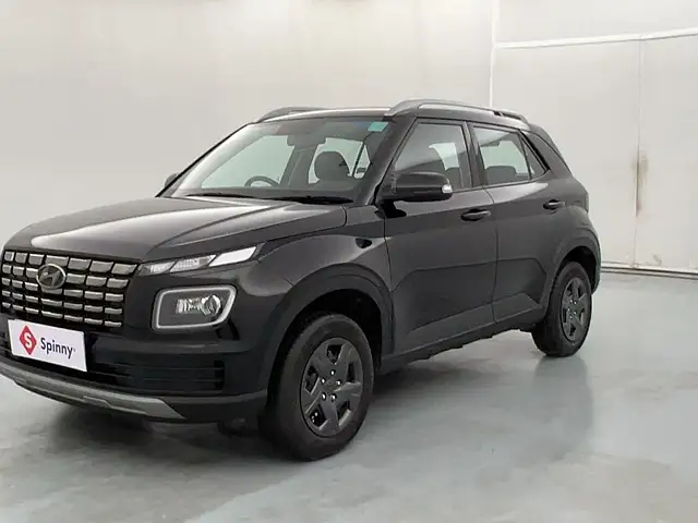 Used 2023 Hyundai Venue in Lucknow