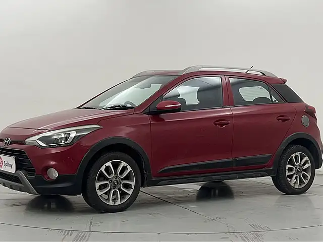 Used 2015 Hyundai i20 Active in Delhi