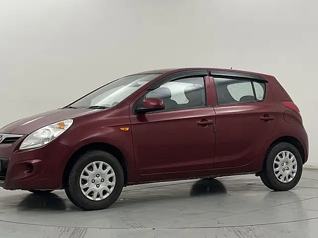Used 2011 Hyundai i20 in Delhi