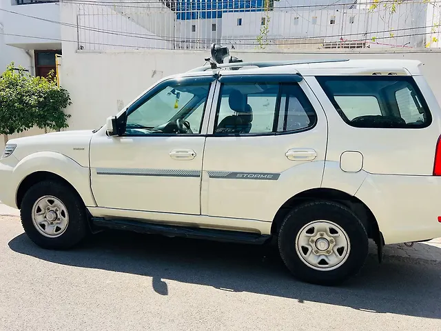 Used Tata Safari Storme 2019 2.2 EX 4X2 in Lucknow