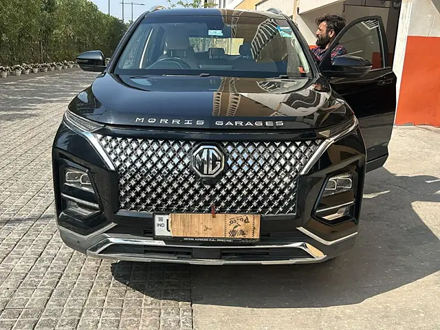 Used 2023 MG Hector in Delhi