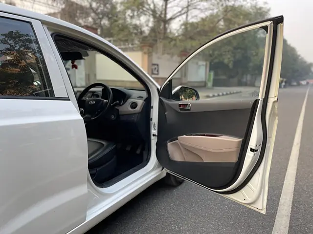 Used Hyundai Grand i10 [2013-2017] Magna 1.2 Kappa VTVT [2013-2016] in Delhi