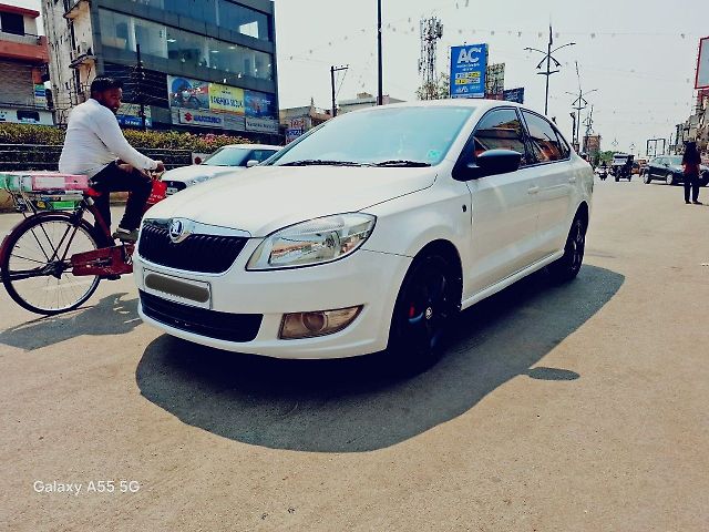 Used Skoda Rapid [2014-2015] 1.5 TDI CR Ambition AT in Raipur