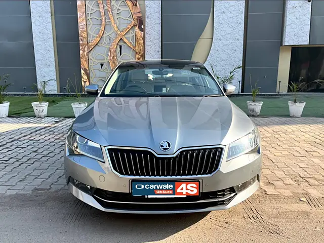 Used 2019 Skoda Superb in Delhi