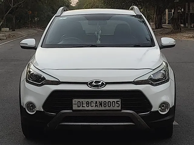 Used 2016 Hyundai i20 Active in Delhi