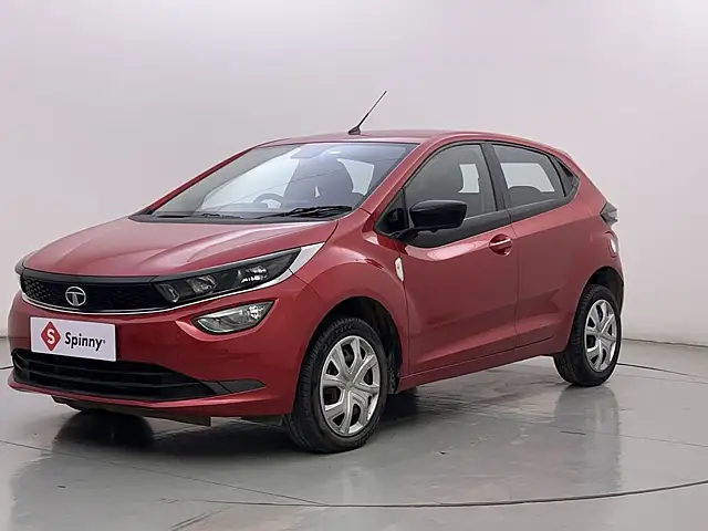 Used 2022 Tata Altroz in Bangalore
