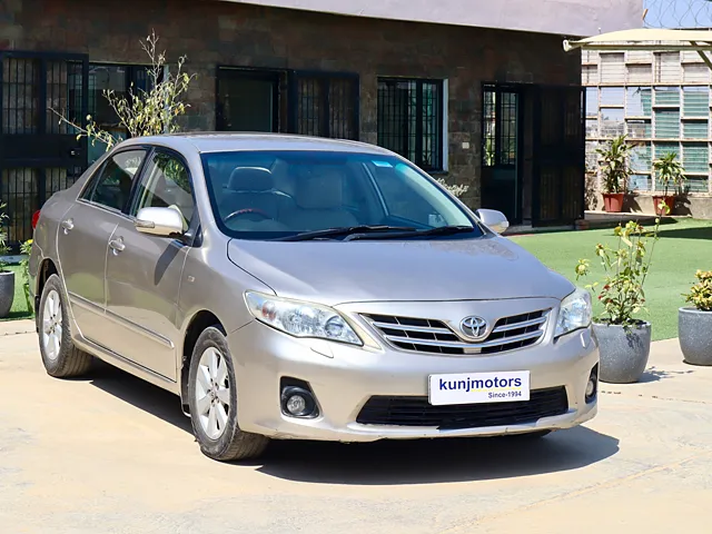 Used 2013 Toyota Corolla Altis in Delhi