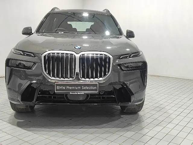 Used 2024 BMW X7 in Pune
