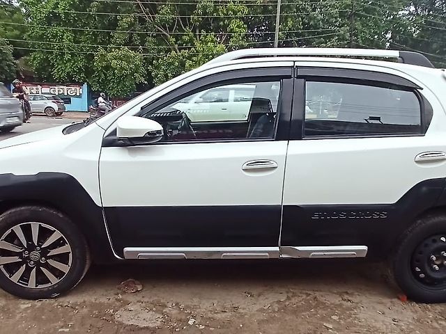 Used Toyota Etios Cross 1.4 VD in Kanpur