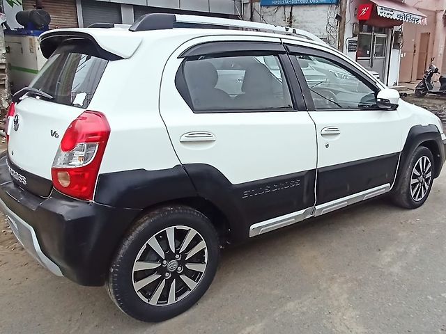 Used Toyota Etios Cross 1.4 VD in Kanpur
