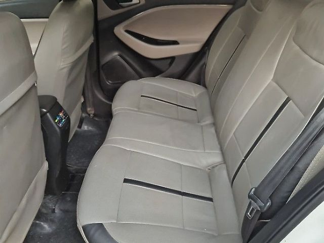 Used Hyundai i20 [2010-2012] Sportz 1.2 (O) in Mumbai