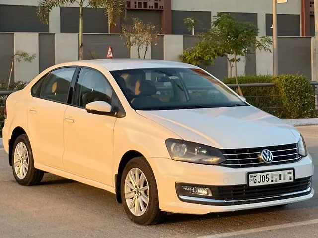 Used Volkswagen Vento [2015-2019] Highline Diesel AT [2015-2016] in Surat