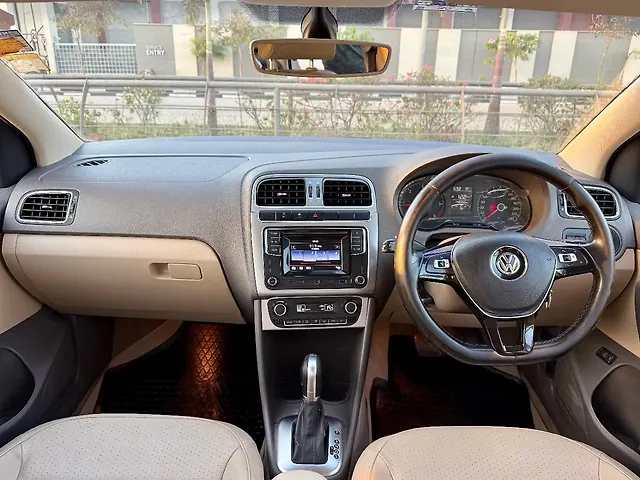 Used Volkswagen Vento [2015-2019] Highline Diesel AT [2015-2016] in Surat