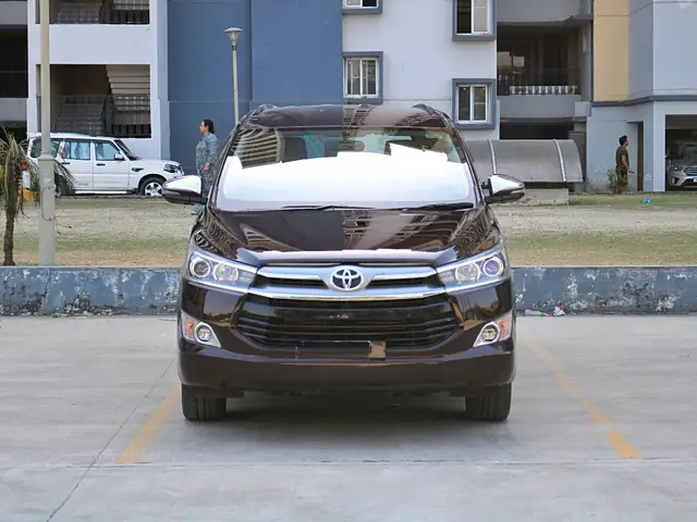 Used 2019 Toyota Innova Crysta in Lucknow