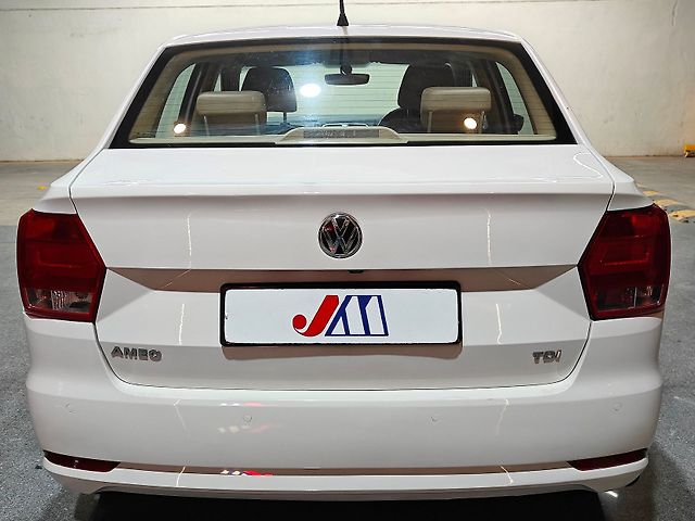 Used Volkswagen Ameo Highline Plus 1.5L AT (D)16 Alloy in Ahmedabad