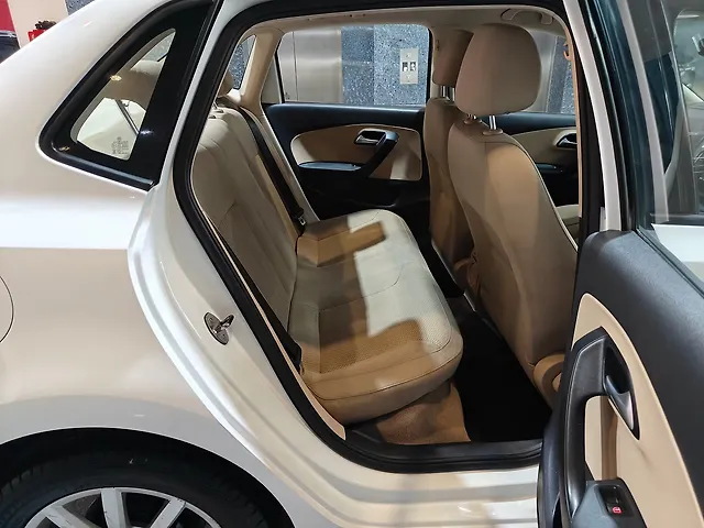 Used Volkswagen Ameo Highline Plus 1.5L AT (D)16 Alloy in Ahmedabad