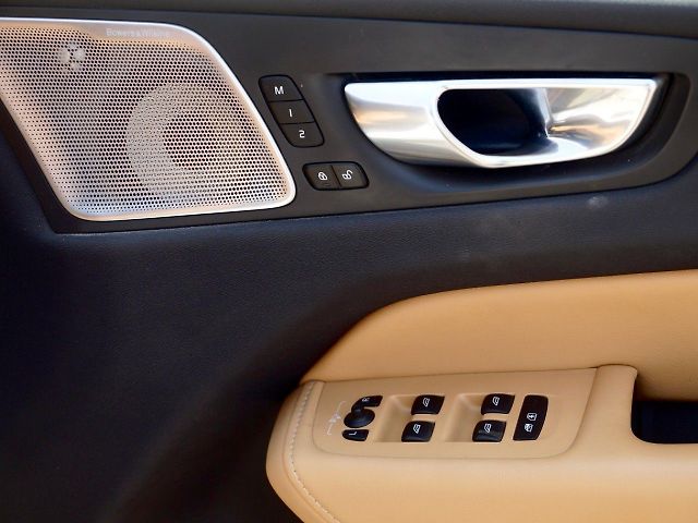 Used Volvo XC60 [2017-2021] Inscription [2017-2020] in Delhi