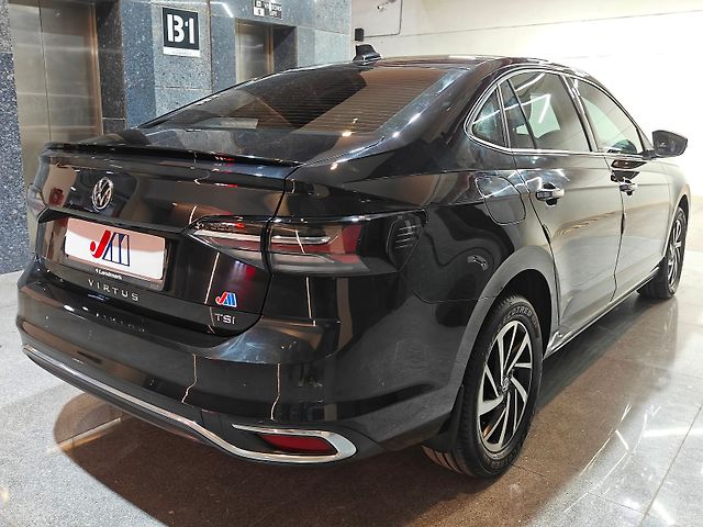 Used Volkswagen Virtus [2022-2023] Topline 1.0 TSI AT in Ahmedabad