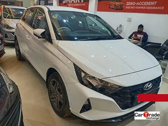Used Hyundai i20 Sportz 1.2 MT in Kanpur