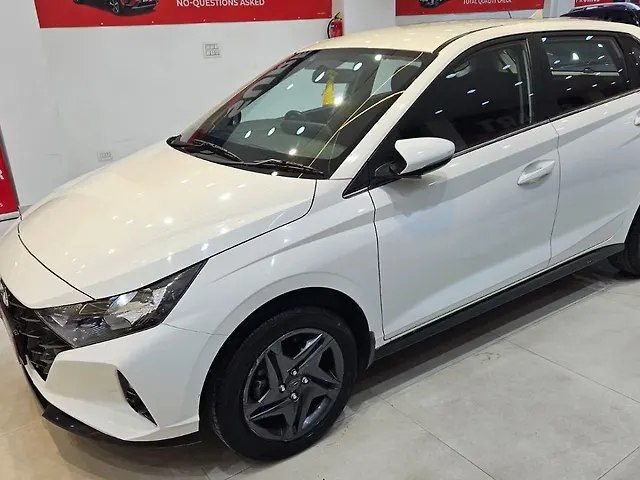 Used Hyundai i20 Sportz 1.2 MT in Kanpur