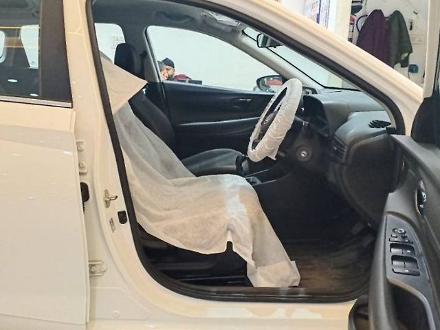 Used Hyundai i20 Sportz 1.2 MT in Kanpur