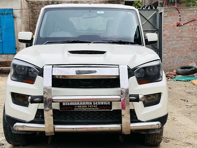 Used 2015 Mahindra Scorpio in Kolkata