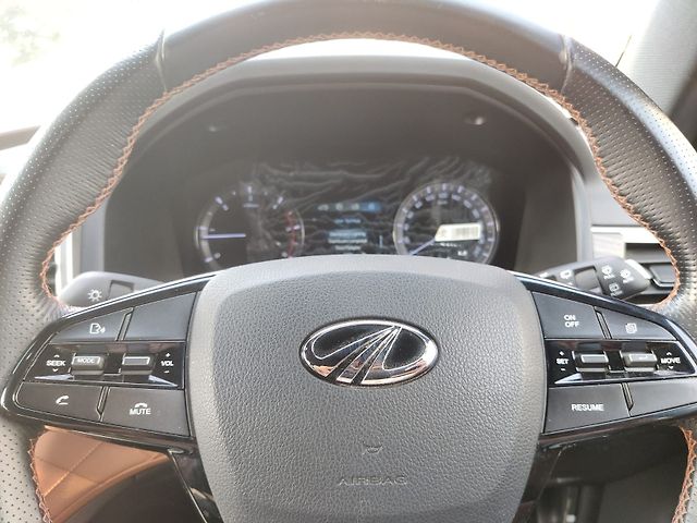 Used Mahindra Alturas G4 4WD AT in Mumbai