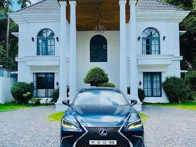 Used 2020 Lexus ES in Kochi
