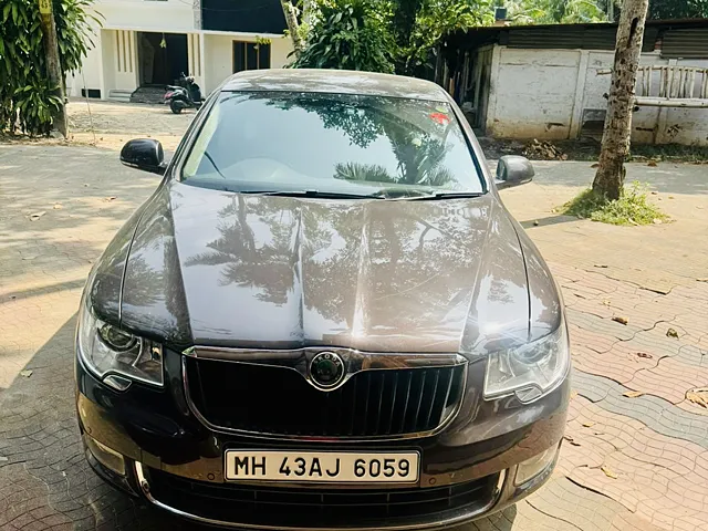 Used 2011 Skoda Superb in Kochi