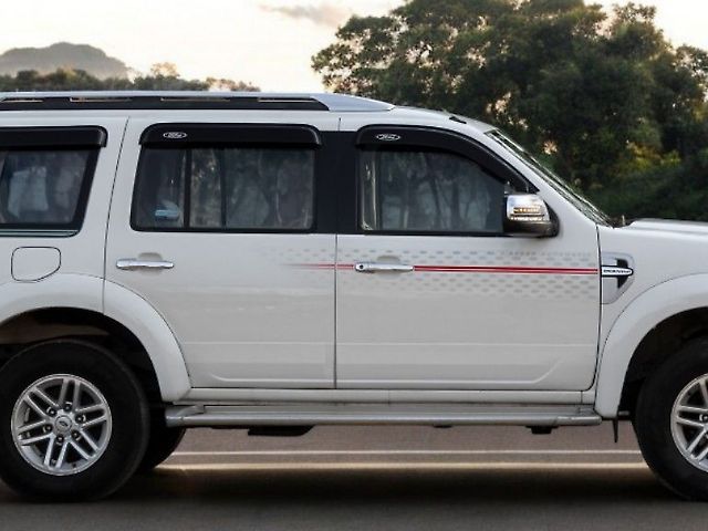 Used Ford Endeavour [2009-2014] 3.0L 4x2 AT in Lucknow