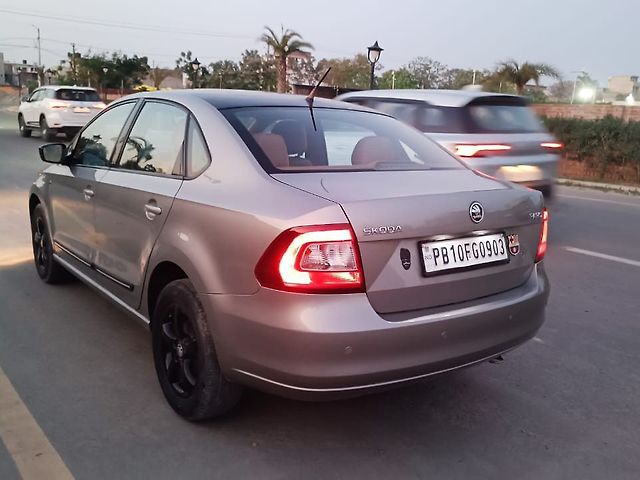 Used Skoda Rapid [2014-2015] 1.5 TDI CR Ambition with Alloy Wheels in Ludhiana