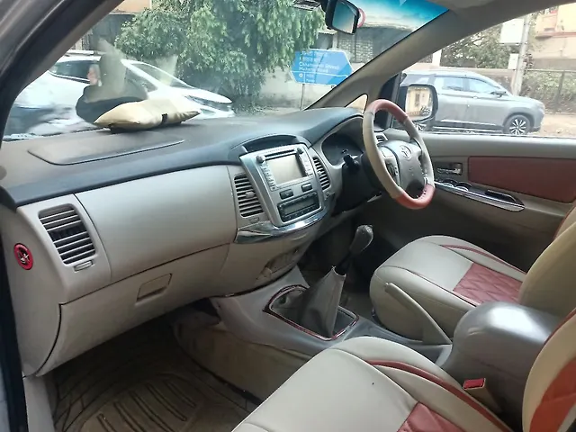 Used Toyota Innova [2012-2013] 2.5 VX 8 STR BS-IV in Mumbai