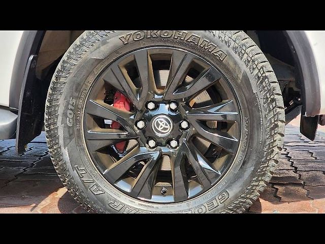 Used Toyota Fortuner 4X4 AT 2.8 Diesel in Lucknow